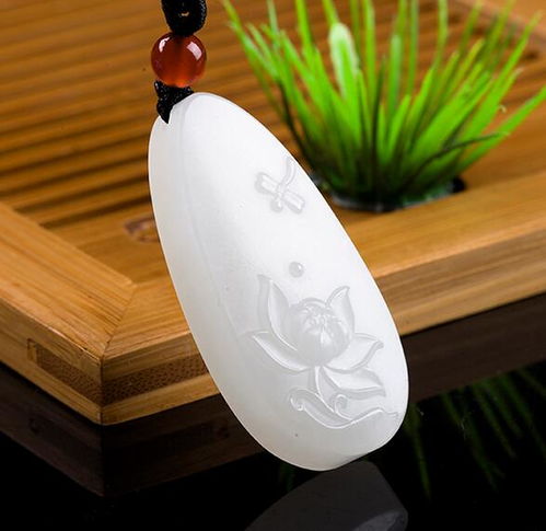 蓮花與和田玉 共塑東方美學(xué)中的純潔、高雅與尊貴